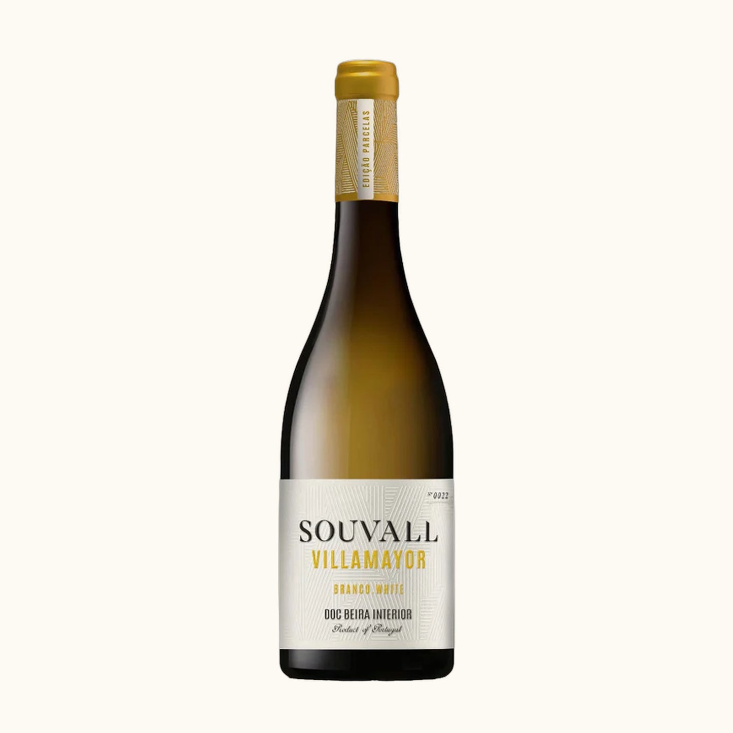 Souvall Villamayor - Flasche mit Etikett vor beigem Hintergrund