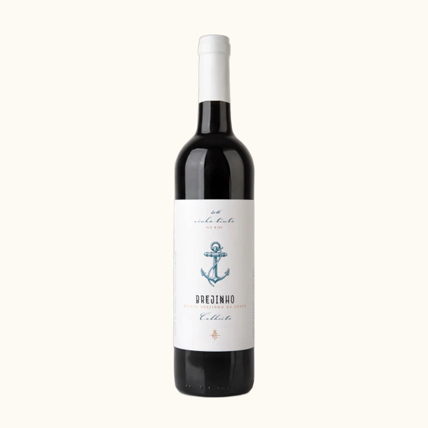 Brejinho Colheita Rotwein 2022 - Flasche mit Etikett vor beigem Hintergrund