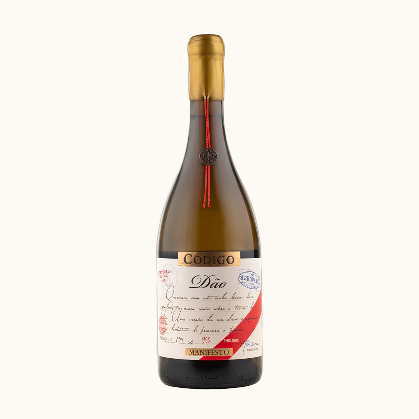 Codigo Manifesto 2022 Weisswein - Flasche mit Etikett vor beigem Hintergrund
