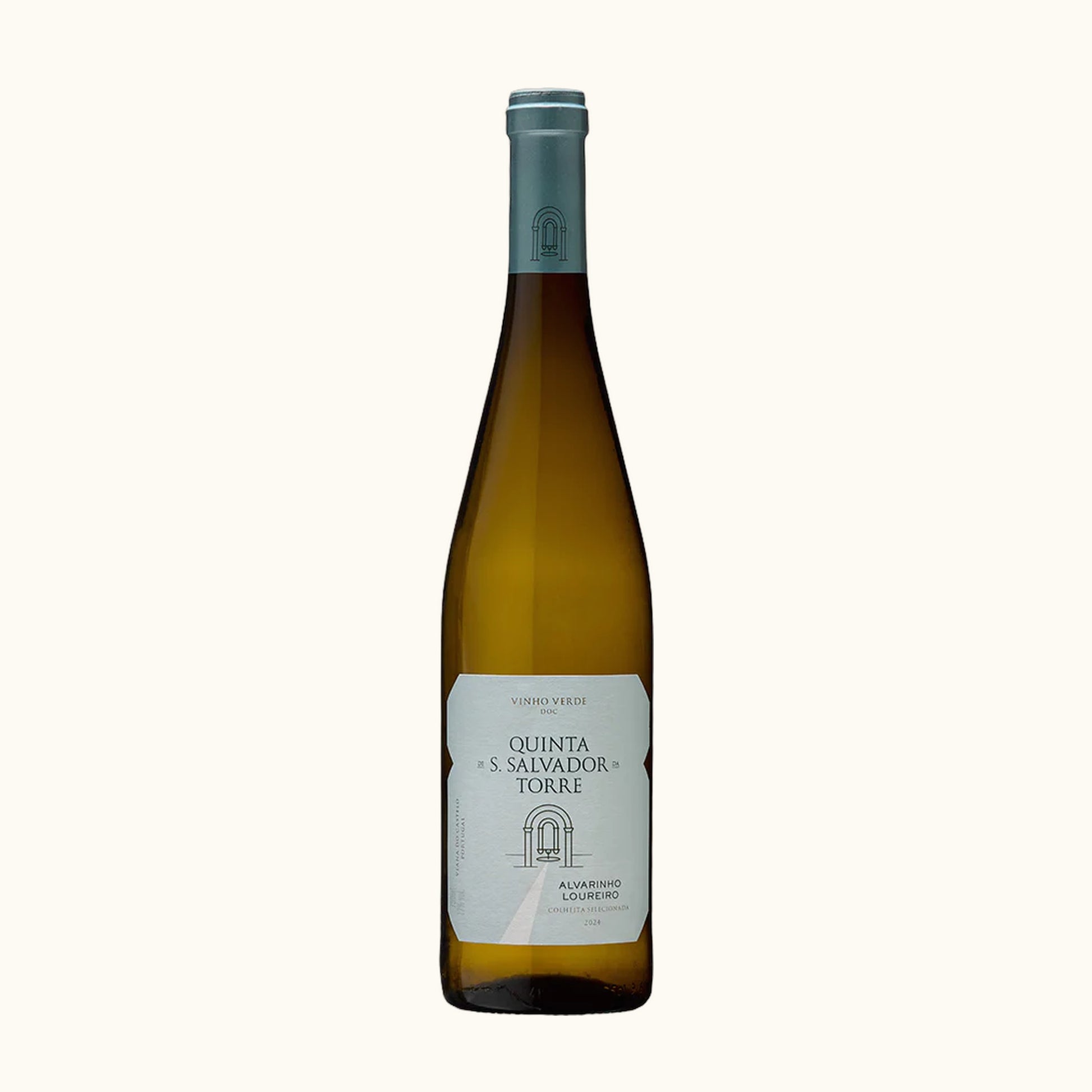 Quinta de S. Salvador da Torre Alvarinho und Loureiro 2024 Grüner Wein - Flasche mit Etikett vor beigem Hintergrund