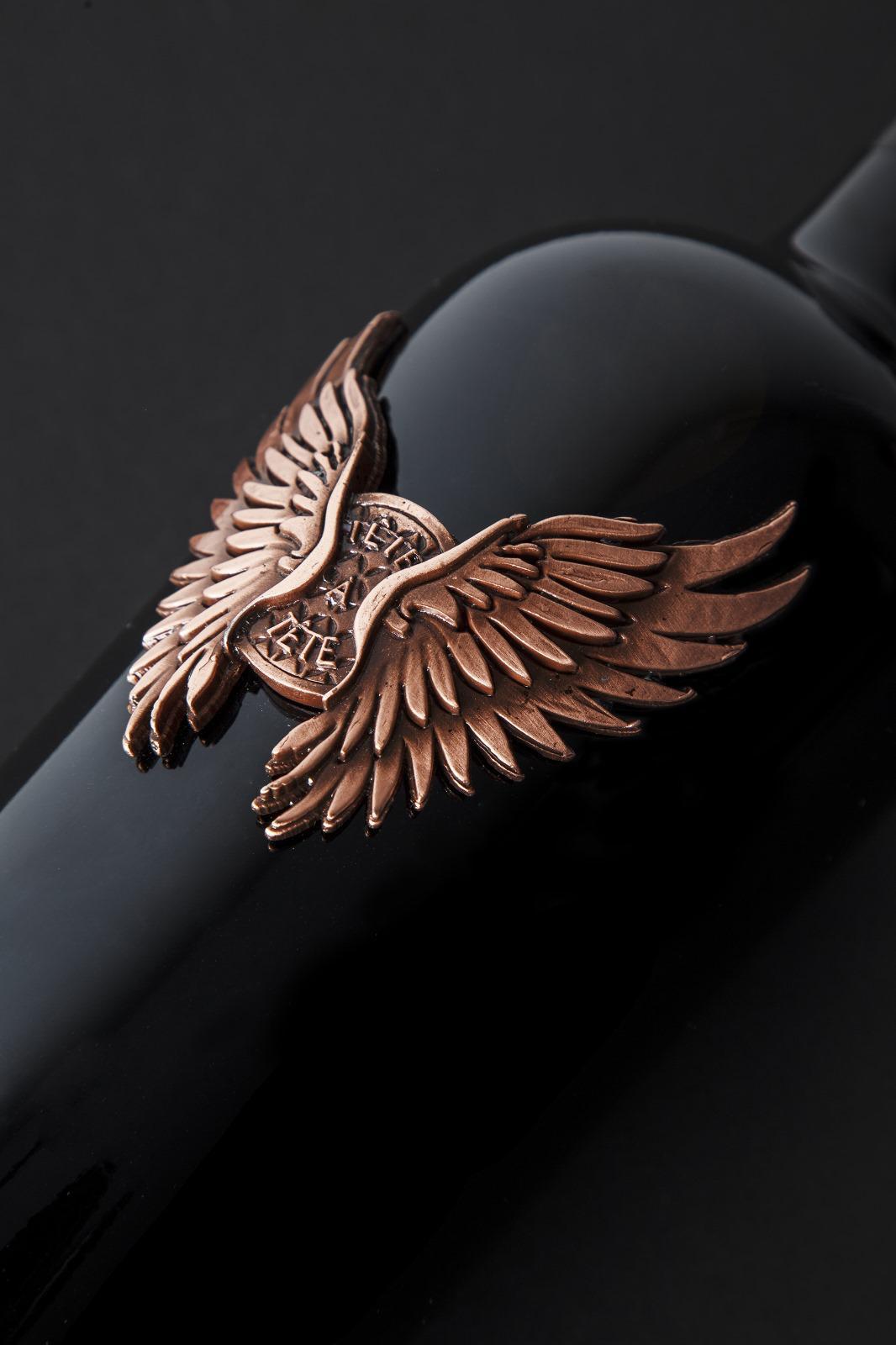 VolteFace Tete-a-Tete Reserva Tinto 2022 Nahaufnahme von Flügel Etticket