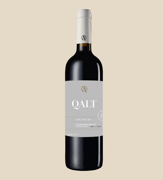 Quinta Alta Qalt Reserva Weisswein 2022 - Flasche mit Etikett vor weissem Hintergrund