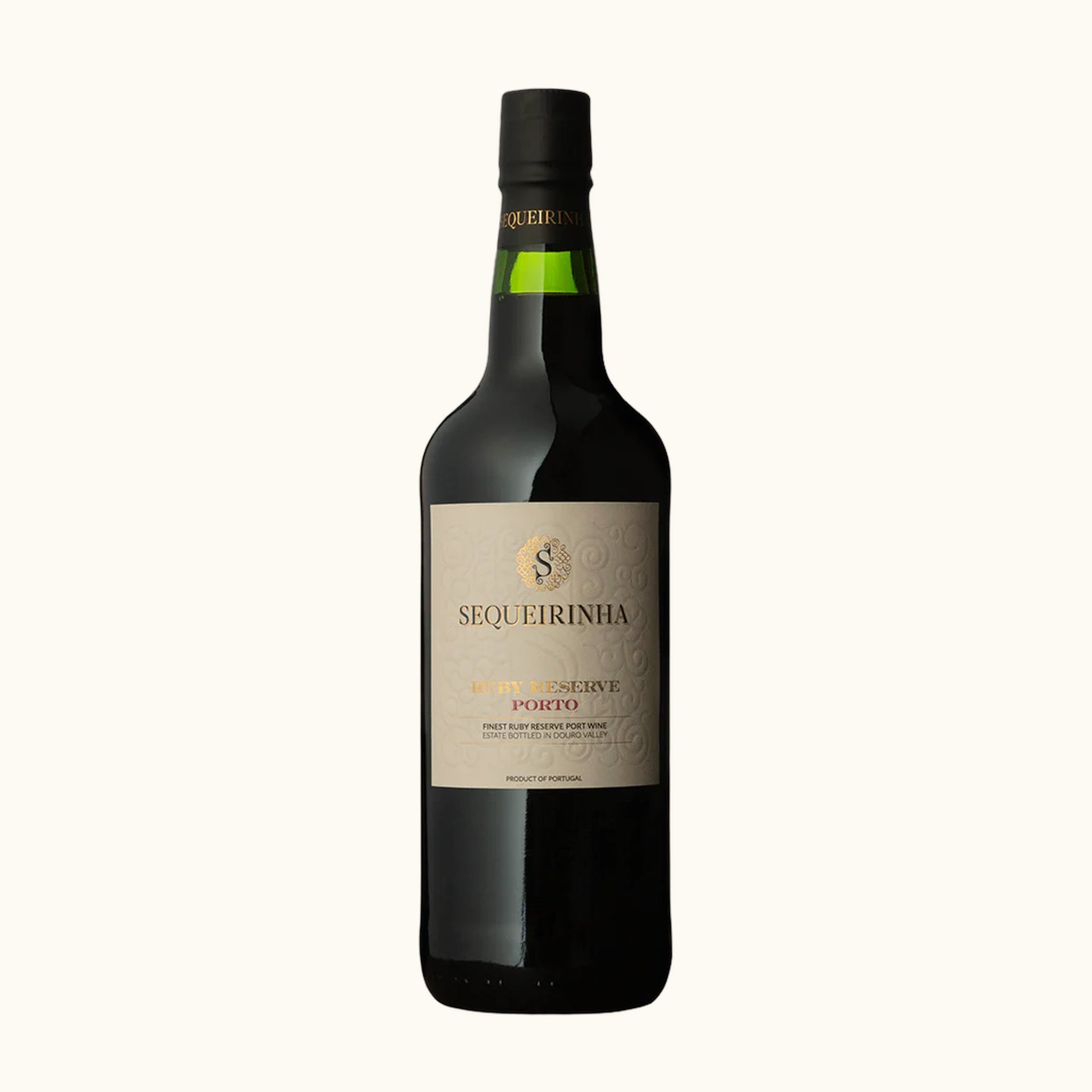 Sequeirinha Portwein Reserva Ruby - Flasche mit Etikett vor weissem Hintergrund